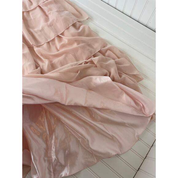 Leena for Mac Duggal 55817 High Neck Tiered Prom Dress Dress Blush Cut Out Sze 6 - Picture 6 of 8